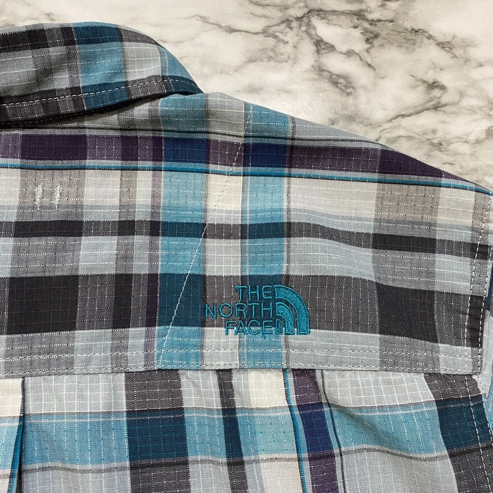 The North Face Men's Shirt Size L Multicolor‎ Plaid Outdoor Hiking Long Sleeve